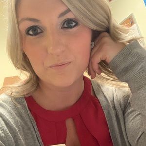 Meet your Posher, Karyssa